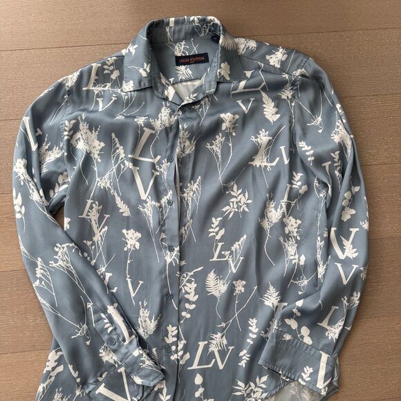 Men's LV Louis Vuitton Silk Long Sleeve Button-down Size Large - Picture 1 of 3